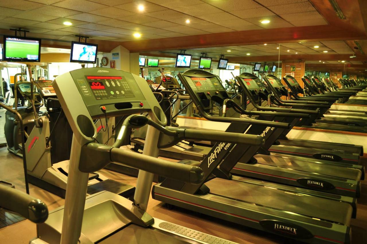 Royal Pedregal Hotel Mexico City Exterior photo A row of treadmills