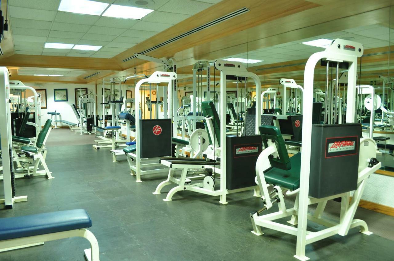 Royal Pedregal Hotel Mexico City Exterior photo A typical gym